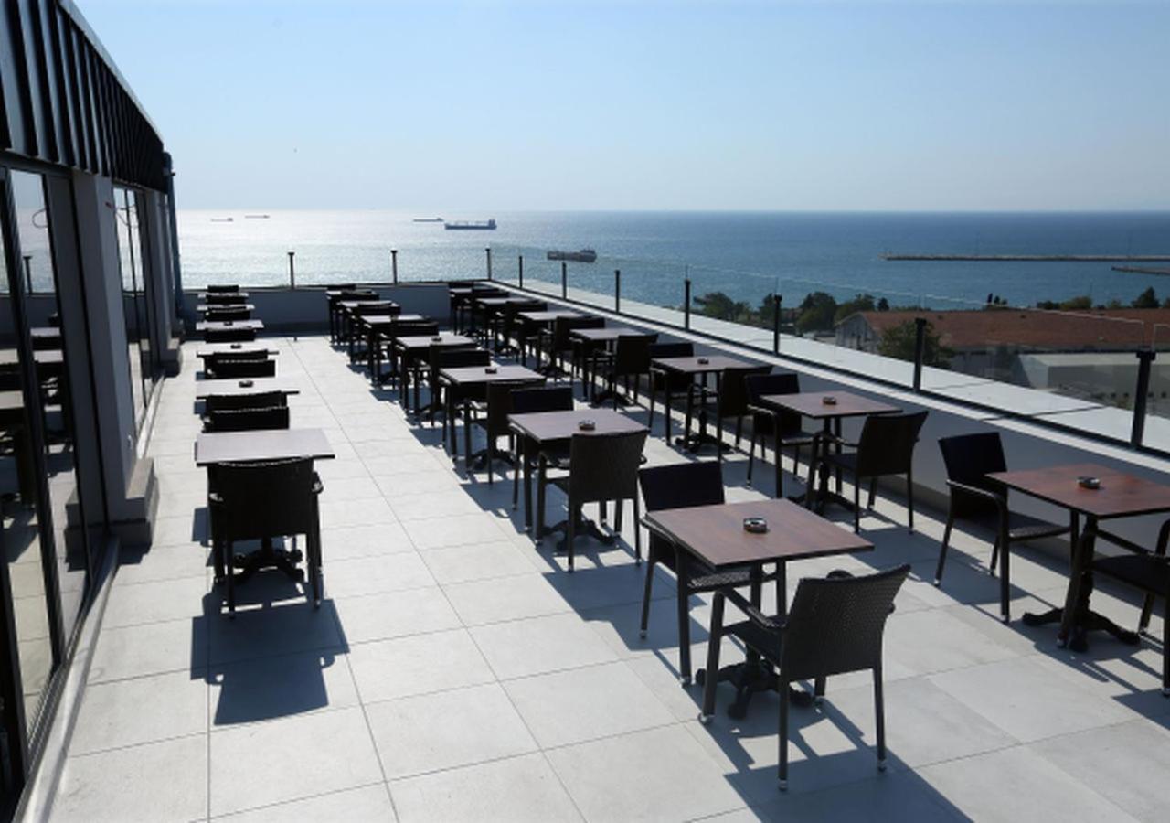 Отель Des'otel
