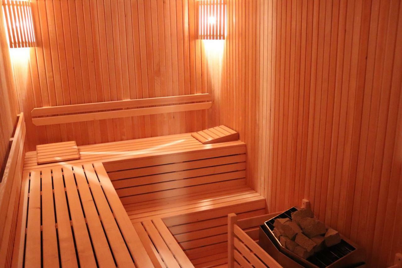 Отель Des'otel 4*