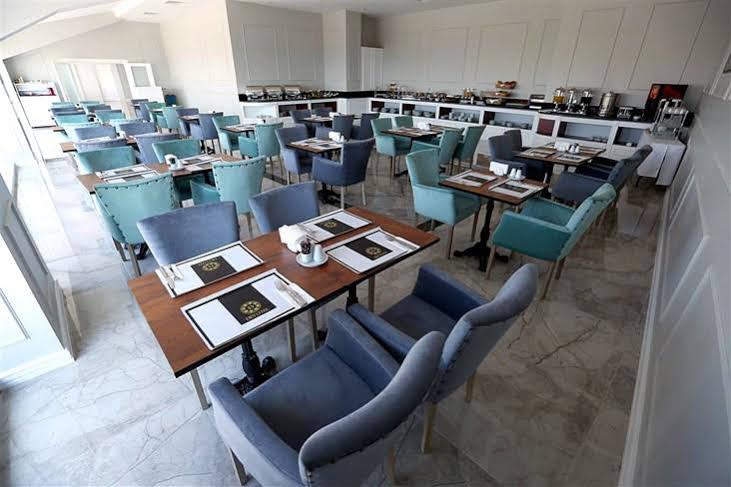 מלון Des'otel 4*